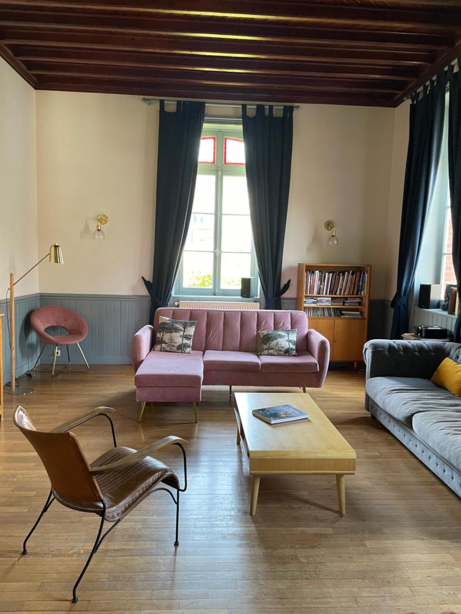 Le Jardin Du Clocheton, Jardin Et Parkings Prives, Centre Appartement